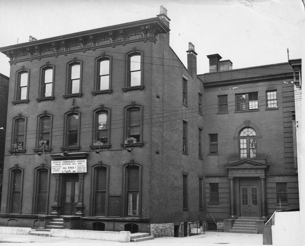 Bureau of Jewish Education Community Center home in West End early part of 1920s. <br><br>Courtesy of The Jacob Rader Marcus Center of the American Jewish Archives, Cincinnati, Ohio.